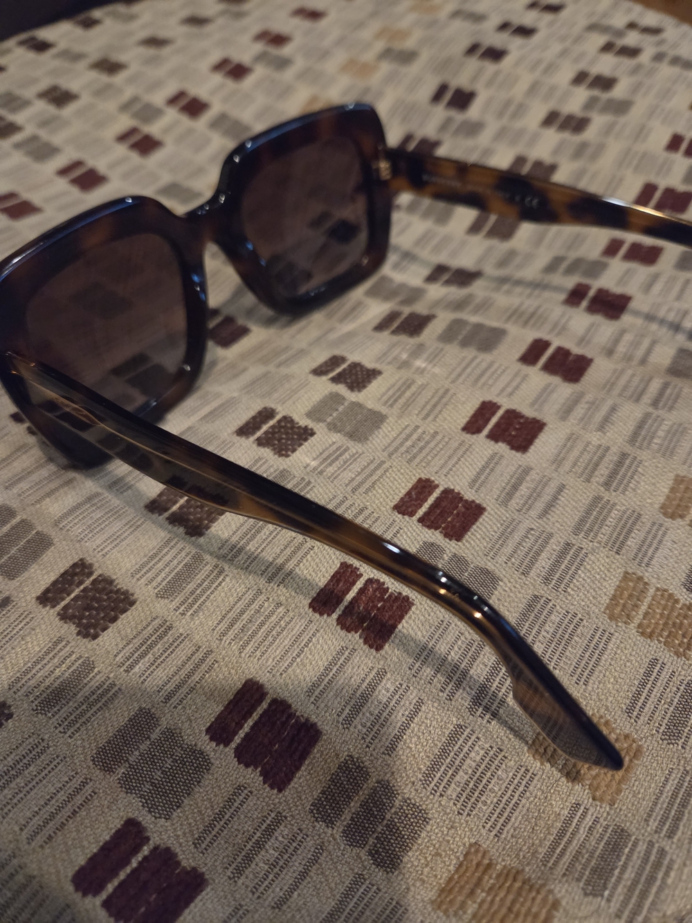 Burberry Tortoiseshell Brown Gradient Square Sunglasses In Original Box. - Picture 4 of 8